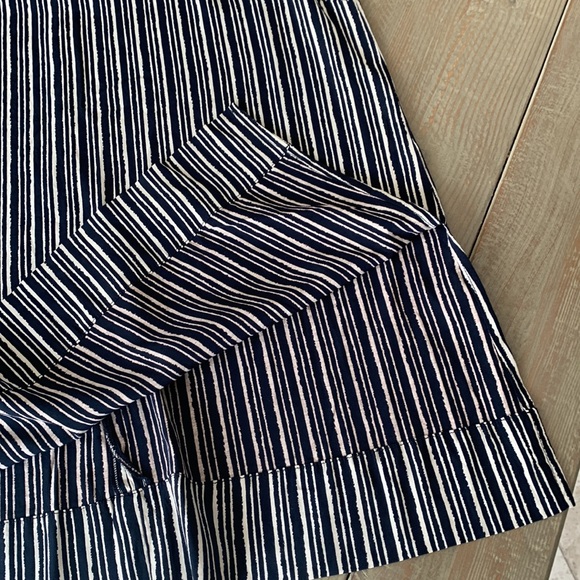 MM LaFleur black and white tunic blouse small EUC - Picture 4 of 6